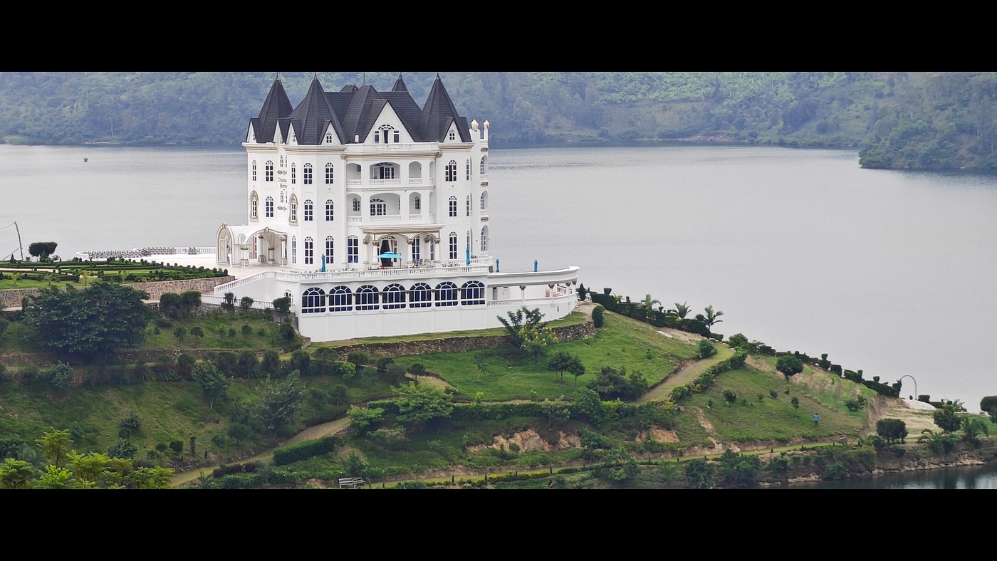 Rwanda Safari Lodges – Best Places to Stay
