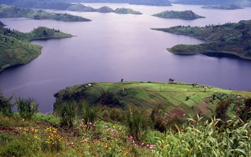 Twin-Lakes-of-Ruhondo-and-Burera-in-Rwanda